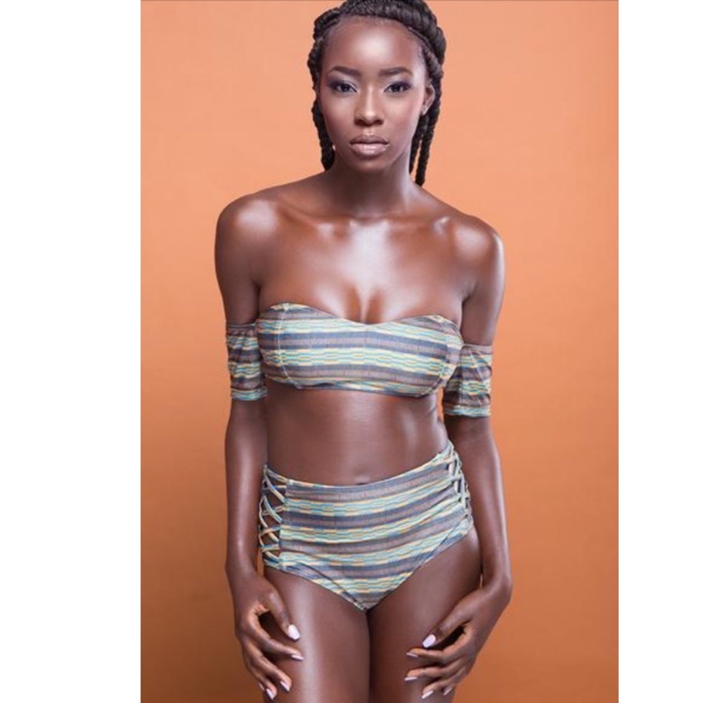 NWT Ashantti Swimwear Size M/L